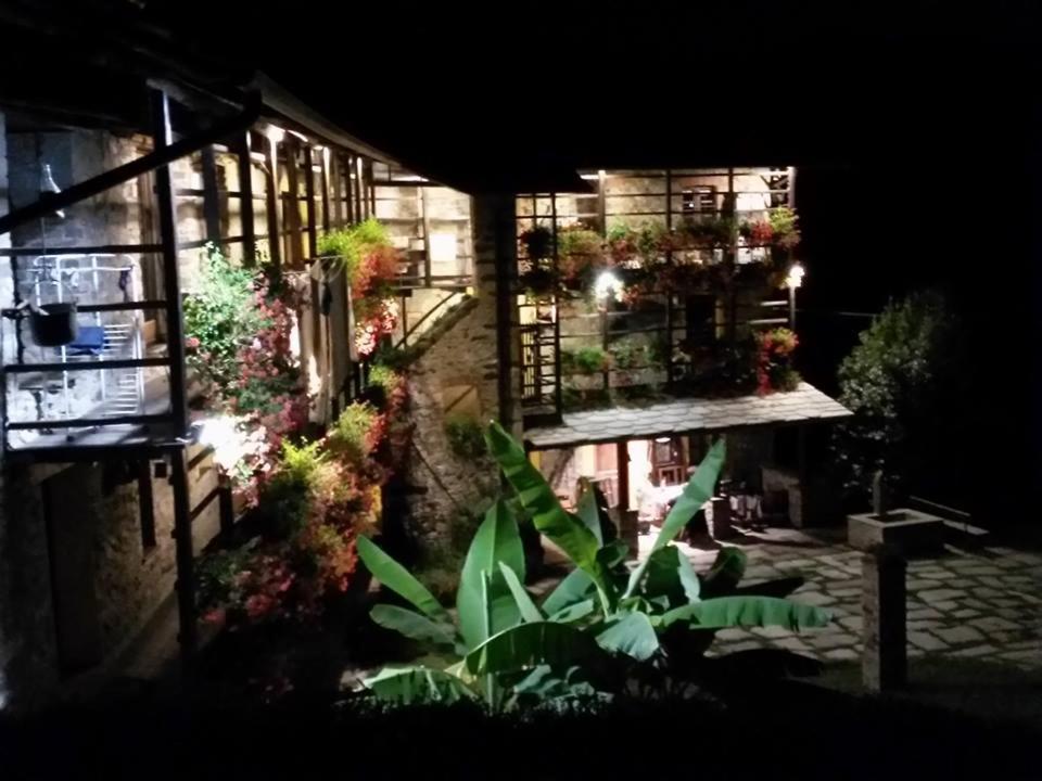 B&B "La Baita Delle Coccinelle" 瓦拉洛 外观 照片