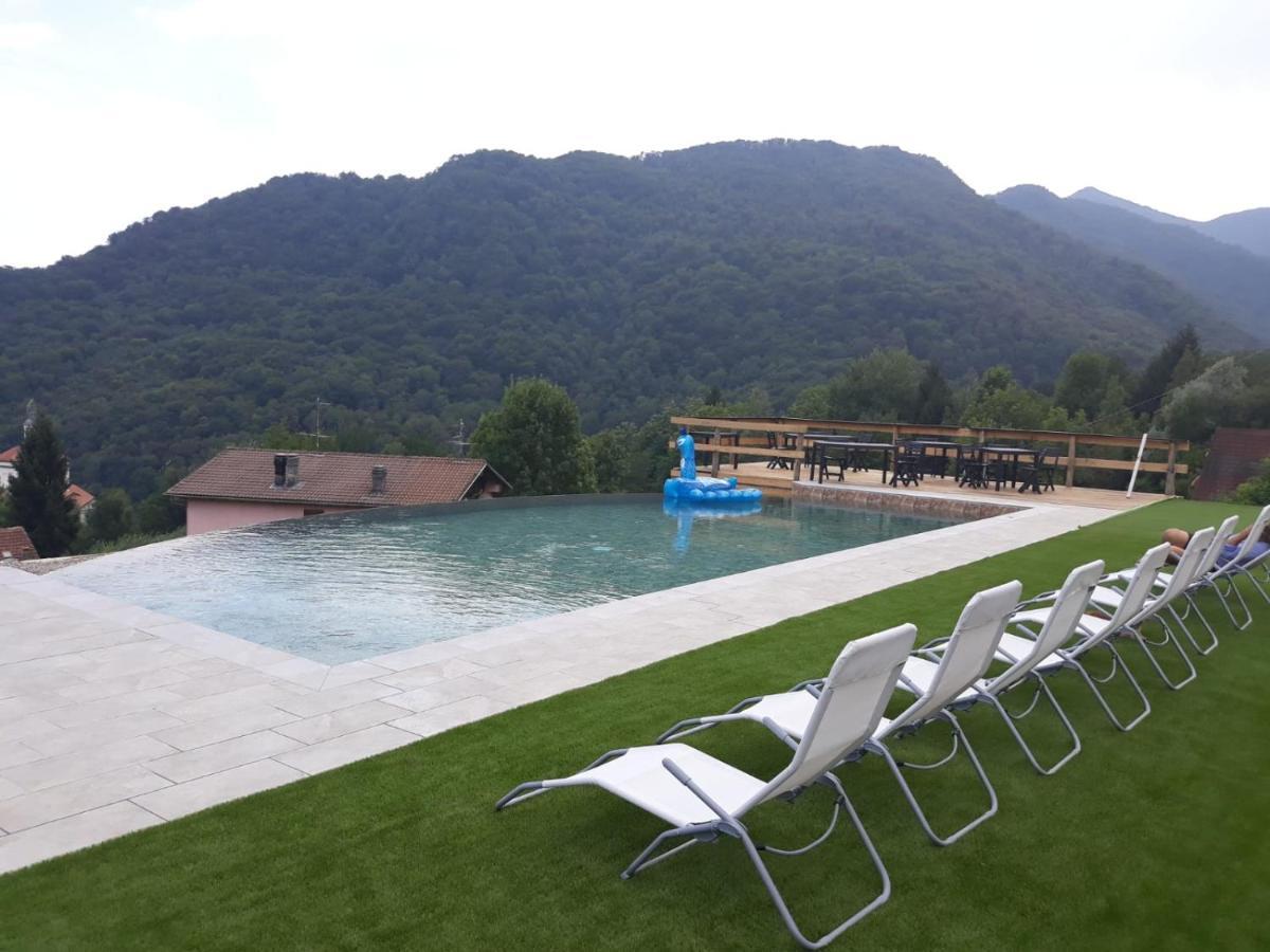 B&B "La Baita Delle Coccinelle" 瓦拉洛 外观 照片